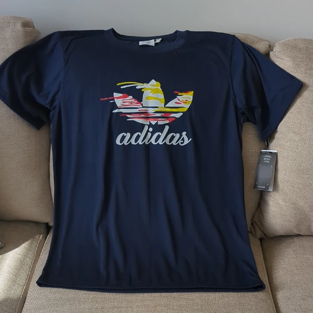 Adidas Originals Drip Trefoil Tee - Picture 6 of 7